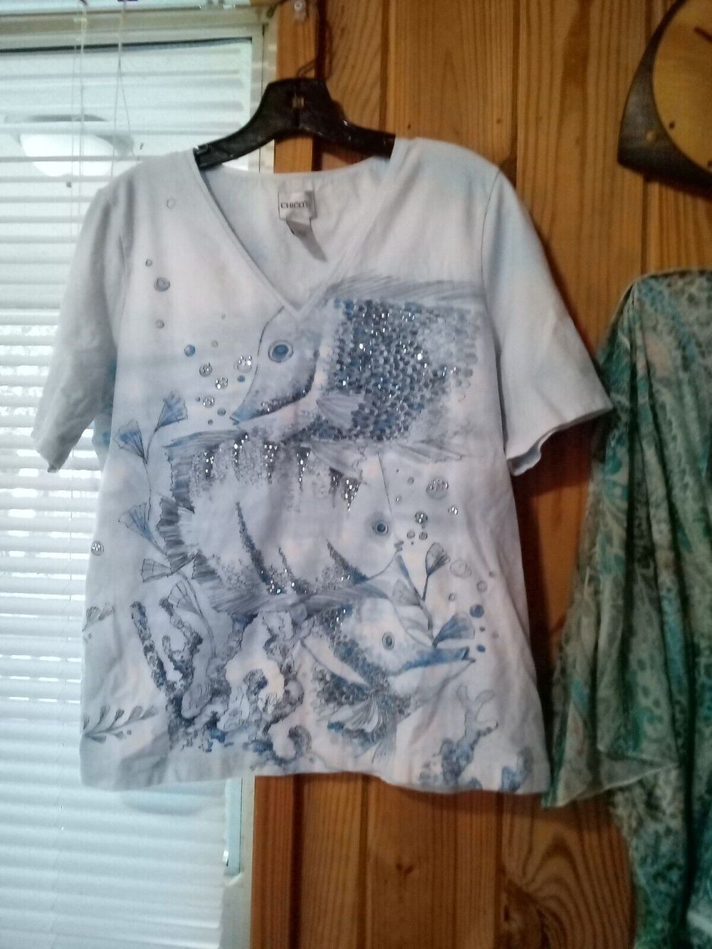 Chicos 2 Lt Blue Studded Rhinestone Embellished Short Sleeve Top W/ Fish & Coral